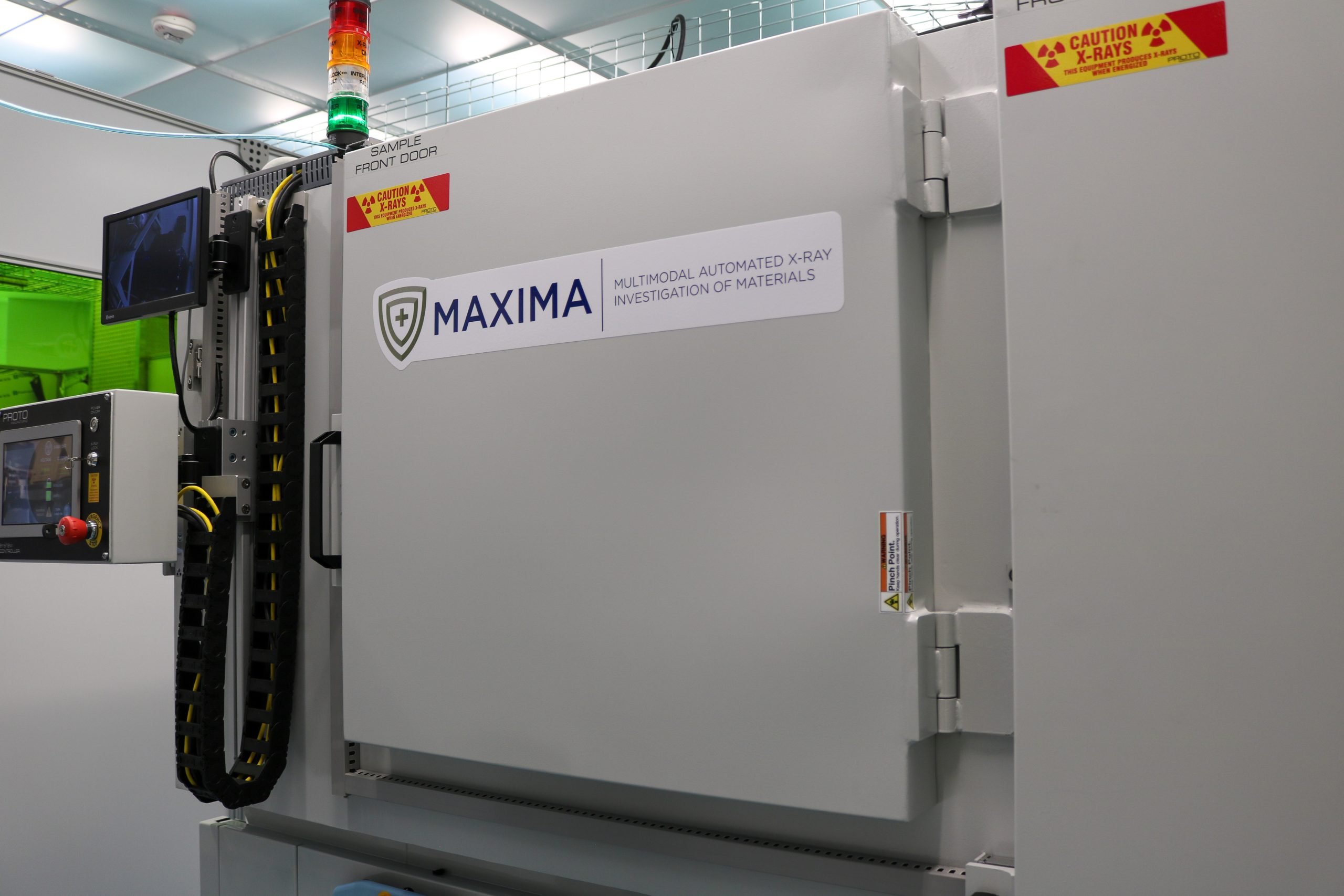 MAXIMA with door closed