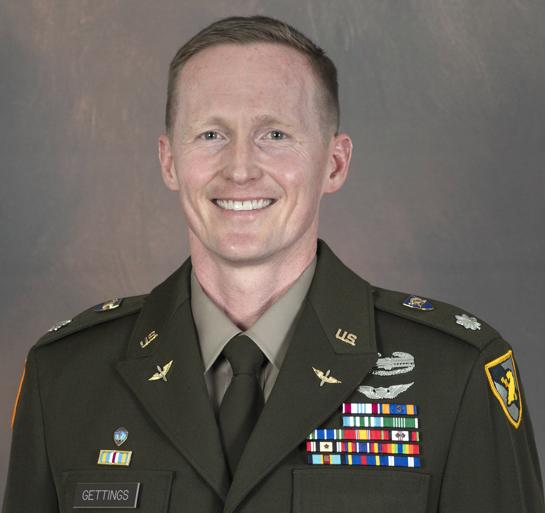 Headshot of LTC Matthew Gettings