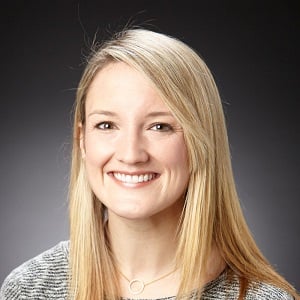 headshot of Leslie Hamilton