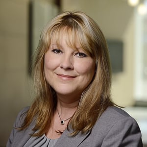 headshot of Tracy Marshall